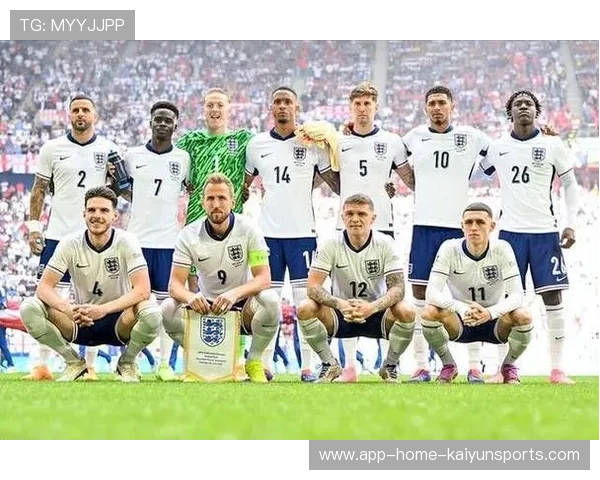 欧洲杯上球队创新防守阵型引领潮流 赢得专家与球迷广泛好评