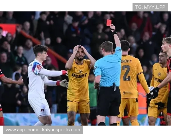 狼队十轮不胜佩雷拉下课滕哈赫或重返英超执掌救火