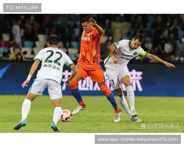 浙江队中场的控球能力正在成为比赛关键 浙江队中场的控球能力正在成为比赛关键