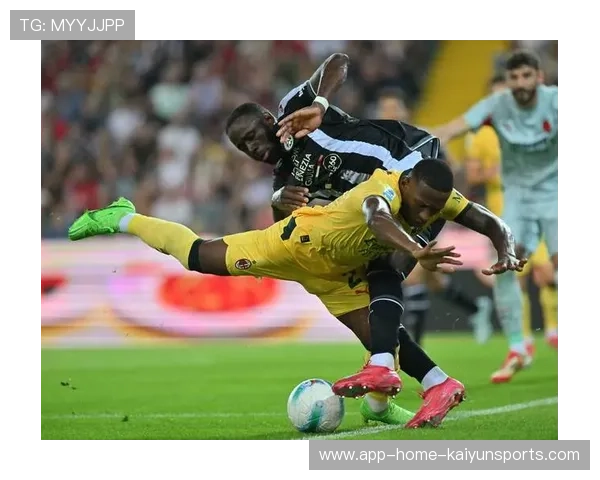 AC米兰边路球员在关键场次挺身而出