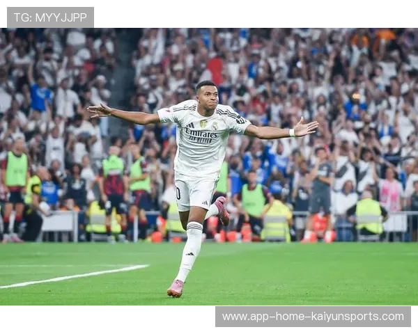 西甲皇马稳固推进，终场前将比分稳固