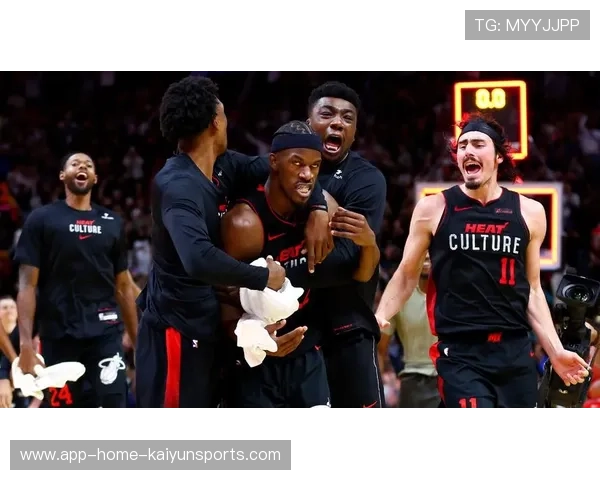 巴特勒转身跳投压哨命中，热火再添亮点