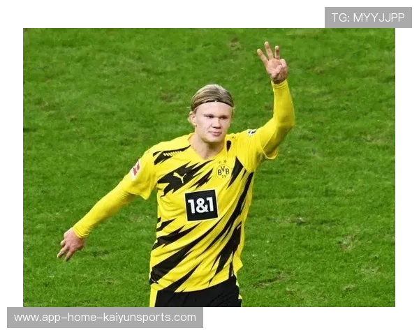 曼城精准直塞穿透，哈兰德低射再入一球